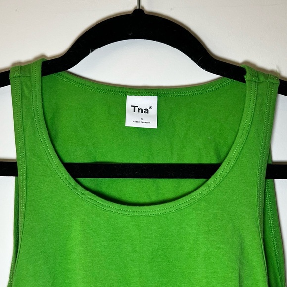 TNA Malibu Ruched Dress in lime green - Picture 8 of 9